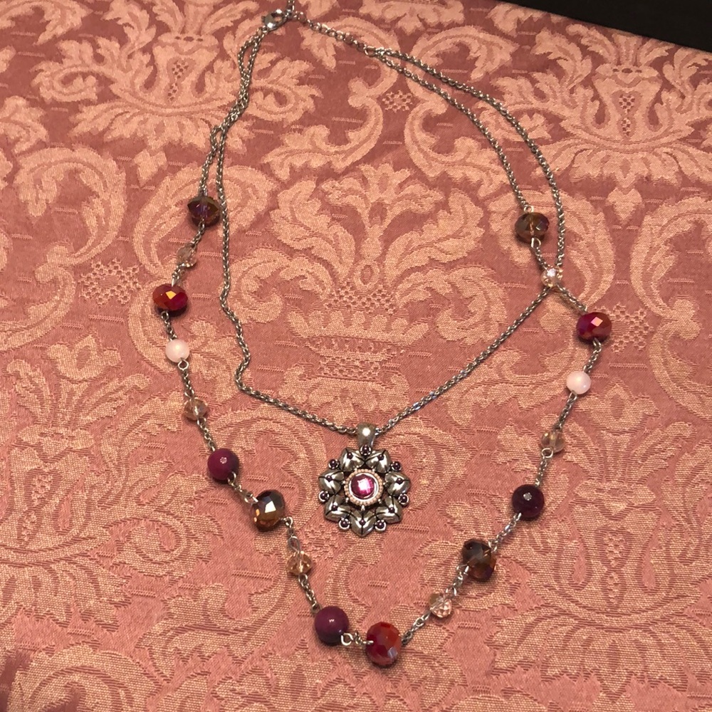 Brand new necklace